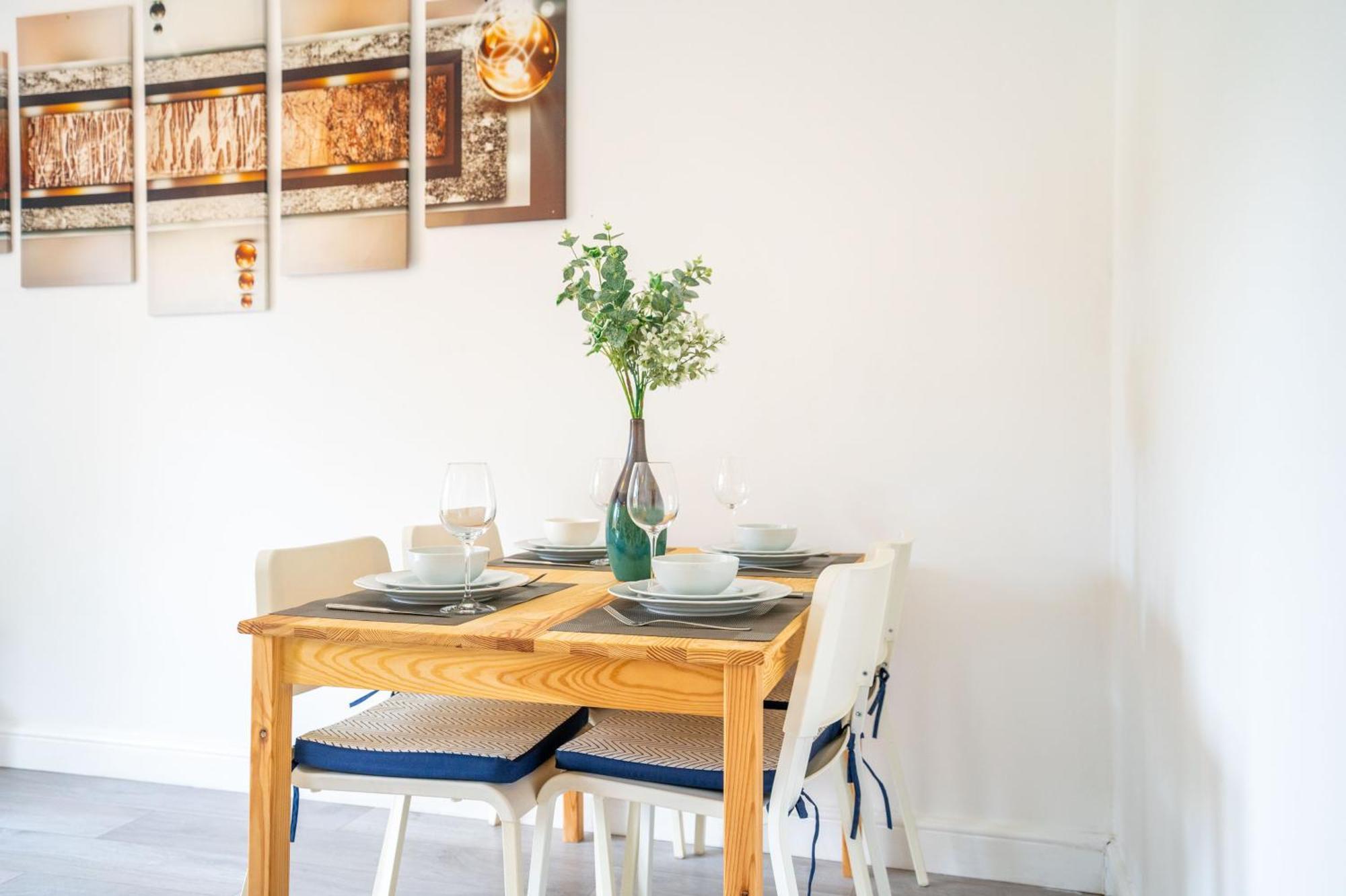 Mulberry Garden Villa Coventry Luaran gambar