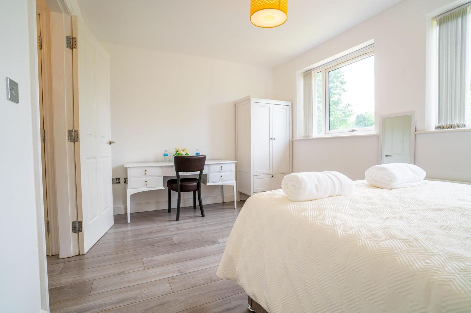 Mulberry Garden Villa Coventry Luaran gambar